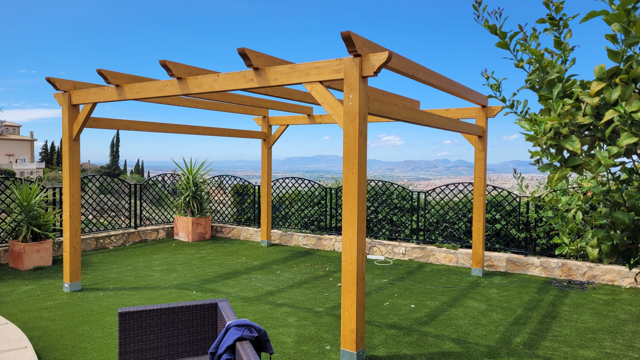 Montaje de madera en la Zubia, Granada