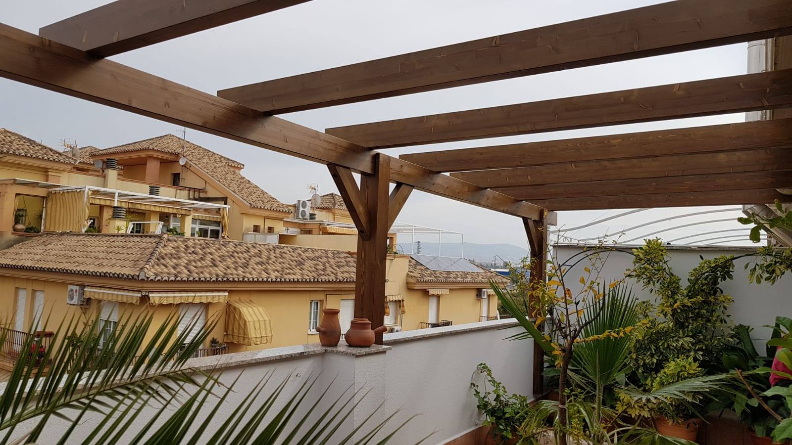 Trabajo de madera en Albolote, Granada