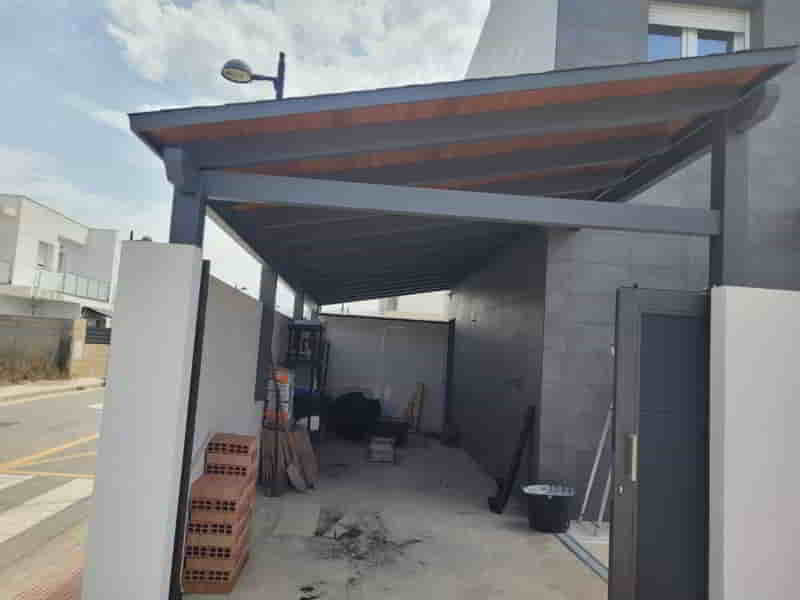 Porche de madera a medida en Granada-Málaga